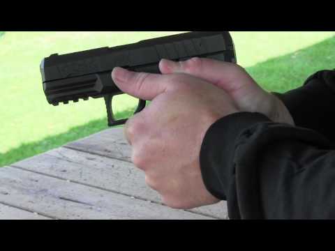 how to properly hold a pistol