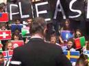 videos de 2.6 millions people sign to stop climate change.