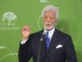 videos de Mayor Ron Dellums Announces Budget Proposals (Part 2 of 3)