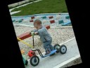 on aurait du �tre en train de te preparer une mega f�te pour tes 35 ans...mais le destin a d�cid� que depuis le 13 f�vrier 2006 que tu ne f�terai plus jamais ton anniversaire...
tu nous manques
