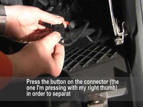 Audi A6 Allroad C5 – How to fix squeaking HVAC Fan / How to remove the Glove Box