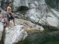 miguel y domen en las cascadas