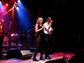 la f�te � jeff le 18 septembre � la ferme du biereau, duo entre le ganster henri hiernaux, alias le magnifique et karin clercq, accompagn� avec brio par le groupe de jeff : pierre gillet, j�rome hiernaux, c�dric raymond et ludo legrand.