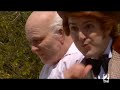Muchachada Nui 2x12 Presentado por Mickey Rooney Muchachada Nui 2x12 Presentado por Mickey Rooney
