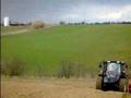 Agrofoto.pl Valtra N111 podczas siewu