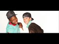 Nigel & Ranaldo - Tril met die bil