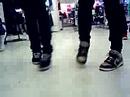 BAILO ELECTRO EN C&A :$