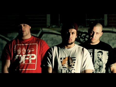 DFP - DFP STYLE / CYPHER DISSTRICK11 & ROSS (L'ArtDfacts) Réalisé par: FAVELA FILMS / ALMIROS Beat: QUEST.