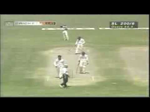 Aravinda De Silva 134 (131) Vs Pakistan | 1997
