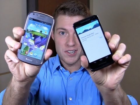 how to remove the battery from motorola electrify m