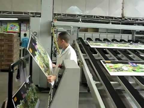 Machine Corrugated - Making a corrugated carton box. Sunrise Pacific Co., Ltd. is the manufacture of Flexo Printing Machine, Flexo Folder Gluer, Auto Gluer in Taiwan; with branch...
