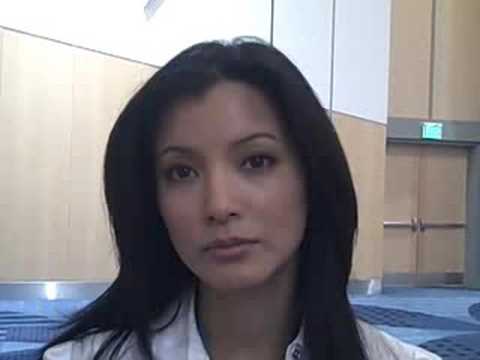 Kelly Hu