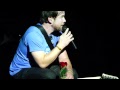 David Cook Saint Louis, Mo 11-10-09 Banter Little Girl Gives David A Rose