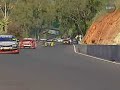 race-between-1-kangaroo-and-v8-supercars-at-bathurst-2007.html