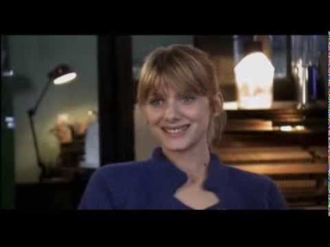 Melanie Laurent - Auto-Entrevista MELANIE LAURENT. Extraído de la serie escrita y dirigida por Raphaelle Catteau. ------------------------------- Auto-Interview de MELANIE LAU...