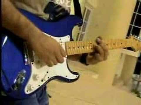 Video Milton Valle - Dios no se a olvidado de ti