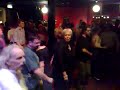 op het mokumbal speelde ambrozijn als hoofdact, naast coopers troopers, duo eric th�z� en wouter vandenabeele en melusien. het was volle bak en