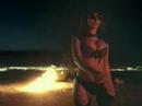 kanye west - flashing lights