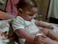 videos de ana julia sentada