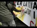 [Maulets] Acció a la pancarta de CCOO i UGT