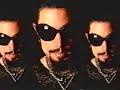 Video de la cancion rexall, que salio en los discos Trust no one y Spread: unicorn and rainbow. Video editado posiblemente por Dave navarro, donde aparece junto a su ex-novia Rhian . Thanks to the person who upload this video on YouTube for some time.