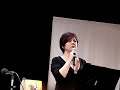 hermoso tango interpretado ayer por Laura Canoura en la presentacion del libro de Hernan Casciari en Bs As