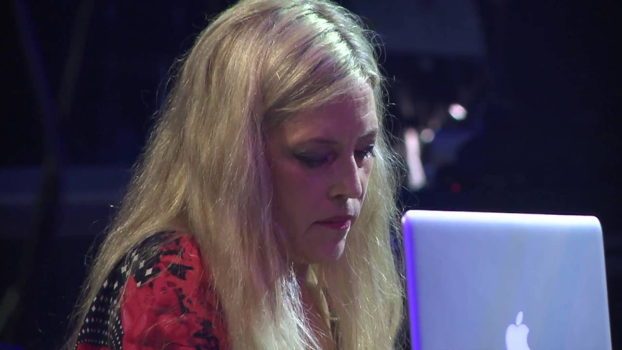 Anke Helfrich Trio feat. Tim Hagans