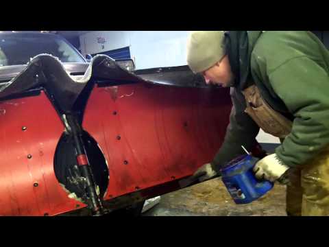 How to install a cutting edge on Boss v plow - Plow cutting edge on my F250 Powerstroke 7.3