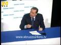videos de Berlusconi a L'Aquila invidia 