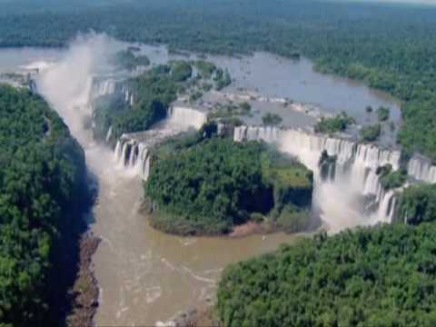 Cataratas do Iguaçu Uma das sete Maravilhas Naturais Cataratas do Iguaçu Uma das sete Maravilhas Naturais