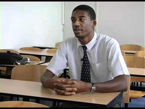 vid&eacute;o Ressources Humaines : 5e ann�e de sp�cialisation � l'ESCG Paris