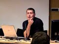 Fragmento de una conferencia de Carlos J. Álvarez, psicólogo de la Universidad de La Laguna, sobre el mito de que sólo usamos el diez por ciento de nuestro cerebro. Vídeo originalmente publicado en http://blogs.elcorreodigital.com/magonia