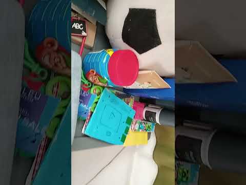 Mostrando mi cuarto y cuánto valen las cosas parte 1