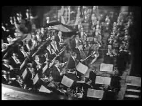 Pierre Monteux conducts Stravinsky ...