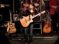 Kim-Townsend-perform