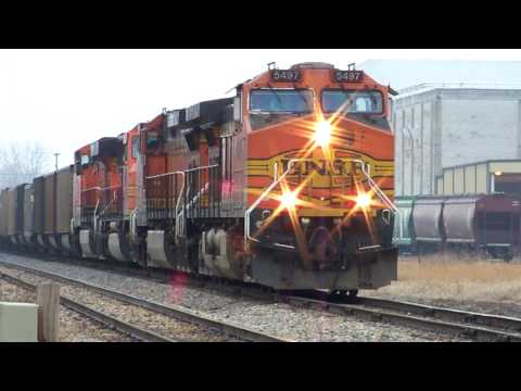 BNSF #5497 Leading A Coal Into Town