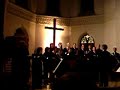 here we see footage from the 2004 christmas concert by new chamber orchestra in warsaw - conducted here by richard berkeley. 

you can find carols like these in the store at http://astore.amazon.com/wwwusenetposc-20?%5fencoding=utf8&node=7 

the tune is a verse from a famous polish carol 
