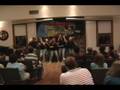 videos de Men in White T-Shirts & Women in Black T-Shirts