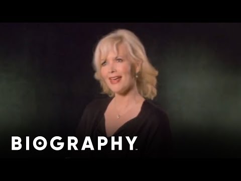 Janine Turner
