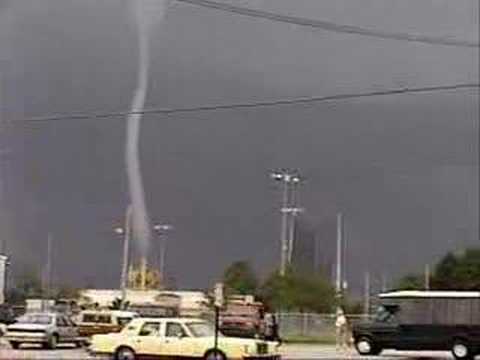 06/30/98 Sandusky Bay Water Spout