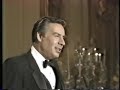 Jerry-Orbach-sings-T