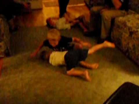 The Modrzecki/Wysocki cousins wrestling