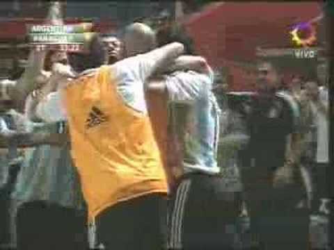 Gol de Mascherano con Argentina