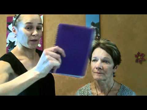 Eyesential - Sale On Beauty will demonstrate how to apply the Eyesential Under Eye Enhancer which will diminish fine lines, wrinkles, dark circles and puffiness. http://w...