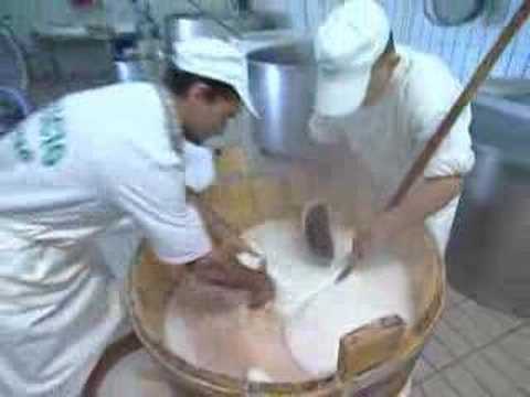 Italian Cooking: Naples, Land of Mozzarella