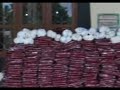(chinese version)

introduction to tsem tulku rinpoche, kechara house, and gaden monastery.

tsem tulku rinpoche led 63 pilgrims to offer 3000 manjushri statues and robes to 3000 monks of gaden monastery, the main monastery of gelugpa school in south india.