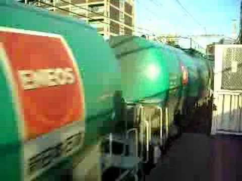 EH200牽引石油列車 Oil Train