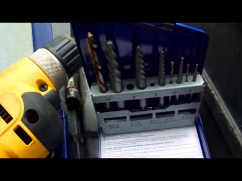 Suzuki SJ413 Samurai DOOR HINGE BOLTS.
