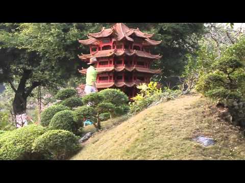 how to get to hk disneyland from airport