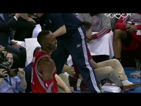 Dwight Howard Passes to an Out-of-Bounds Omer Asik